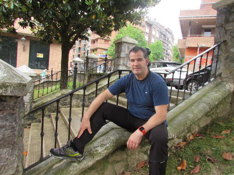 Iñaki Azurmendi arriarandar aizkolaria.