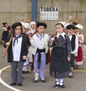 Tobera_musika_eskolaren_Da(1)