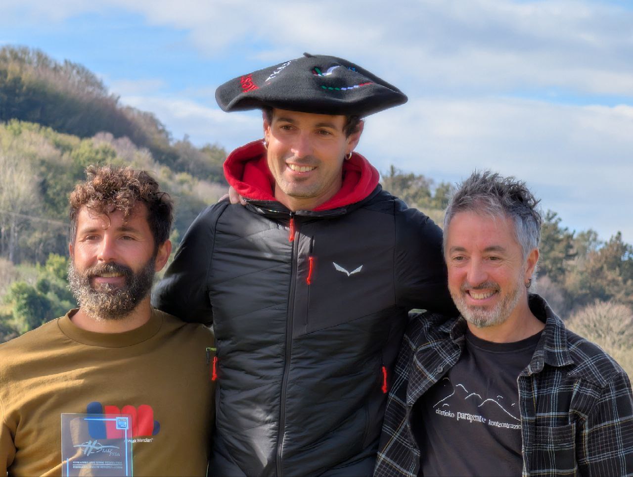 Mattin Iñiguezek irabazi du 2025eko Euskadiko XCONTEST parapente txapelketa